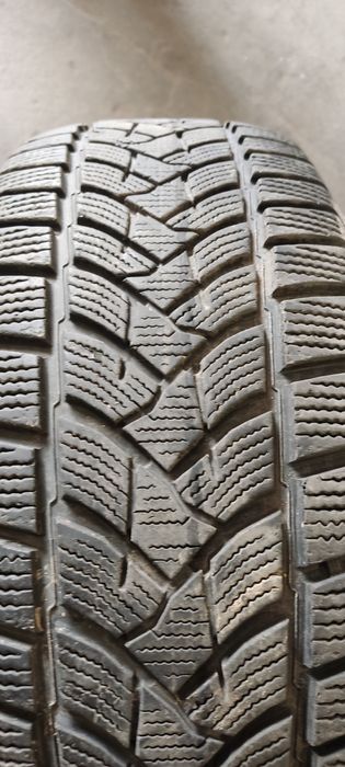Zimowe 235 65r17 Dunlop winter sport 5 suv