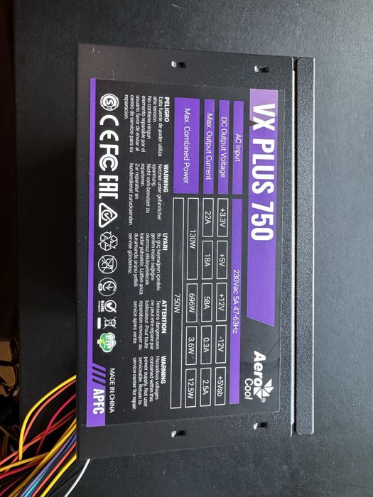 Obudowa Savio Gaming i zasilacz marki Areo Cool