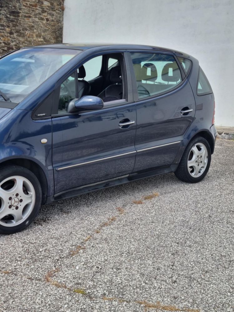 Mercedes A140 Avantgarde 2001  (Em boas Condições)