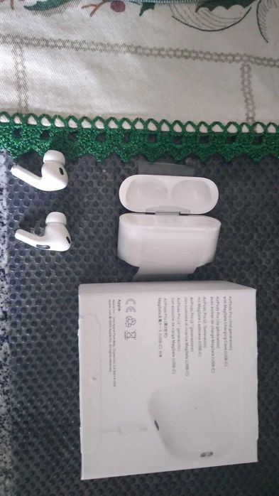 NOVOS - FONES DE OUVIDO sem fio de uma qualidade BRUTAL