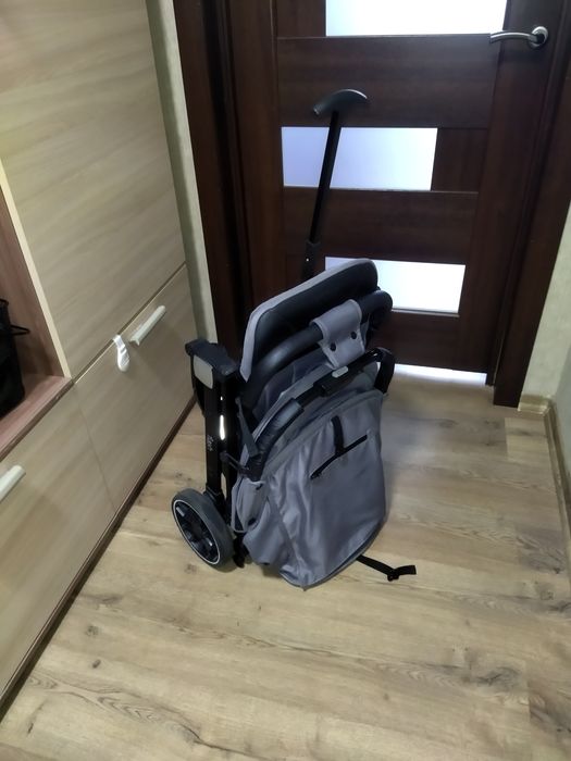 Прогулянкова коляска Бамбі флеш