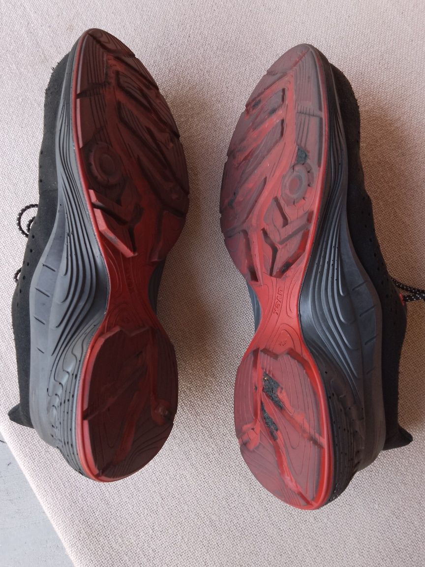 Buty ochronne UVEX 10