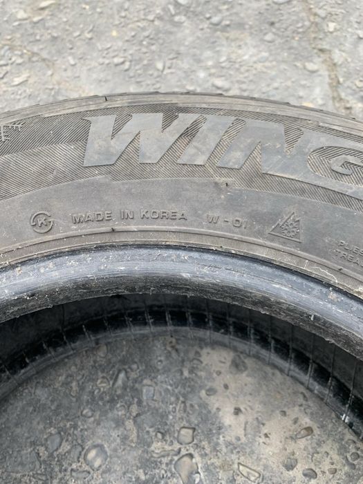 Шини 205/65 R15 пара Nexen 8мм, зима 2022р