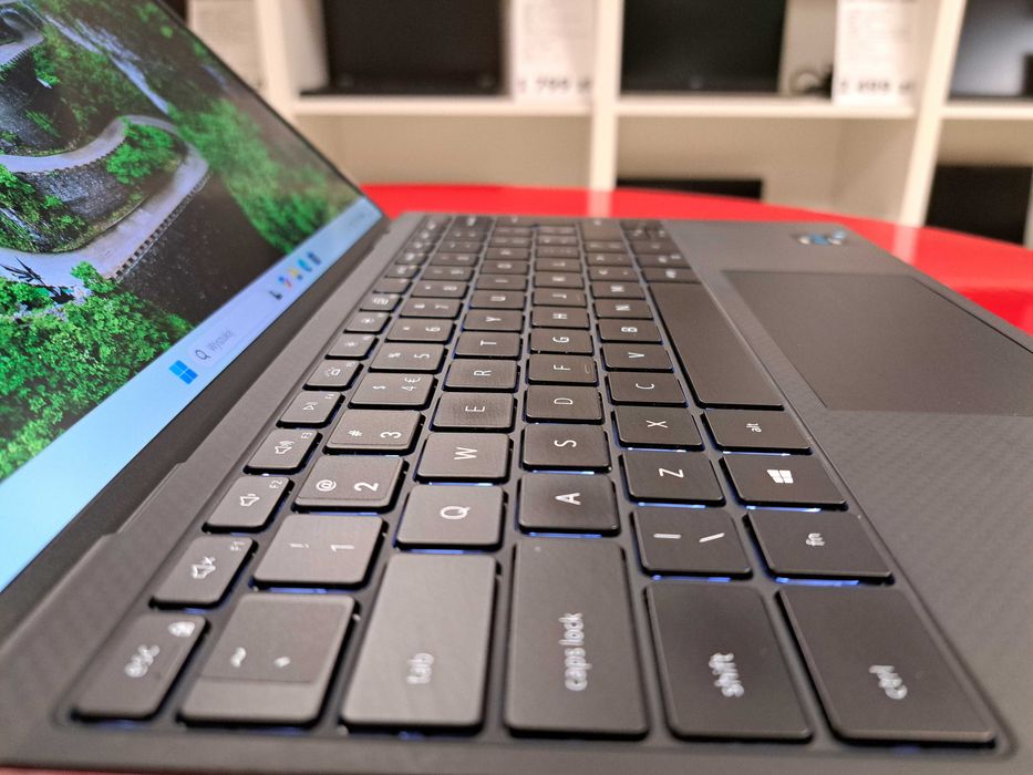 Laptop Dell XPS 9310 13" i5-11gen 8GB/512SSD Win11 FullHD USB-C