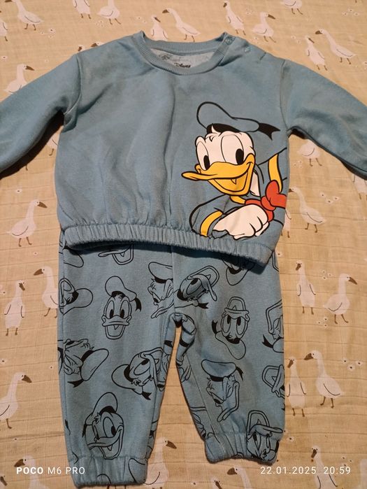 Komplecik kaczor donald bluza i spodnie rozmiar 68