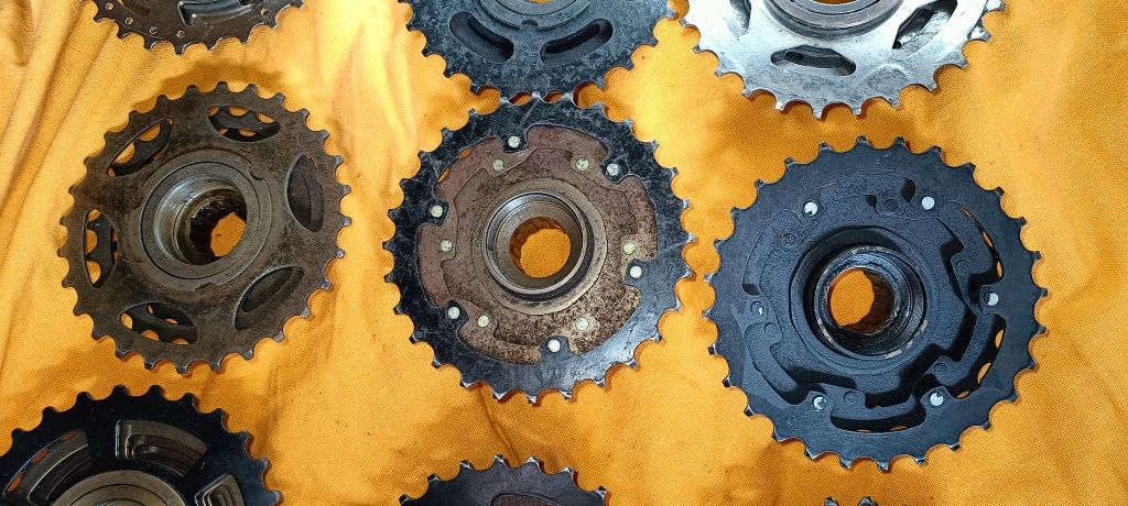 Carretos Shimano para bicicleta