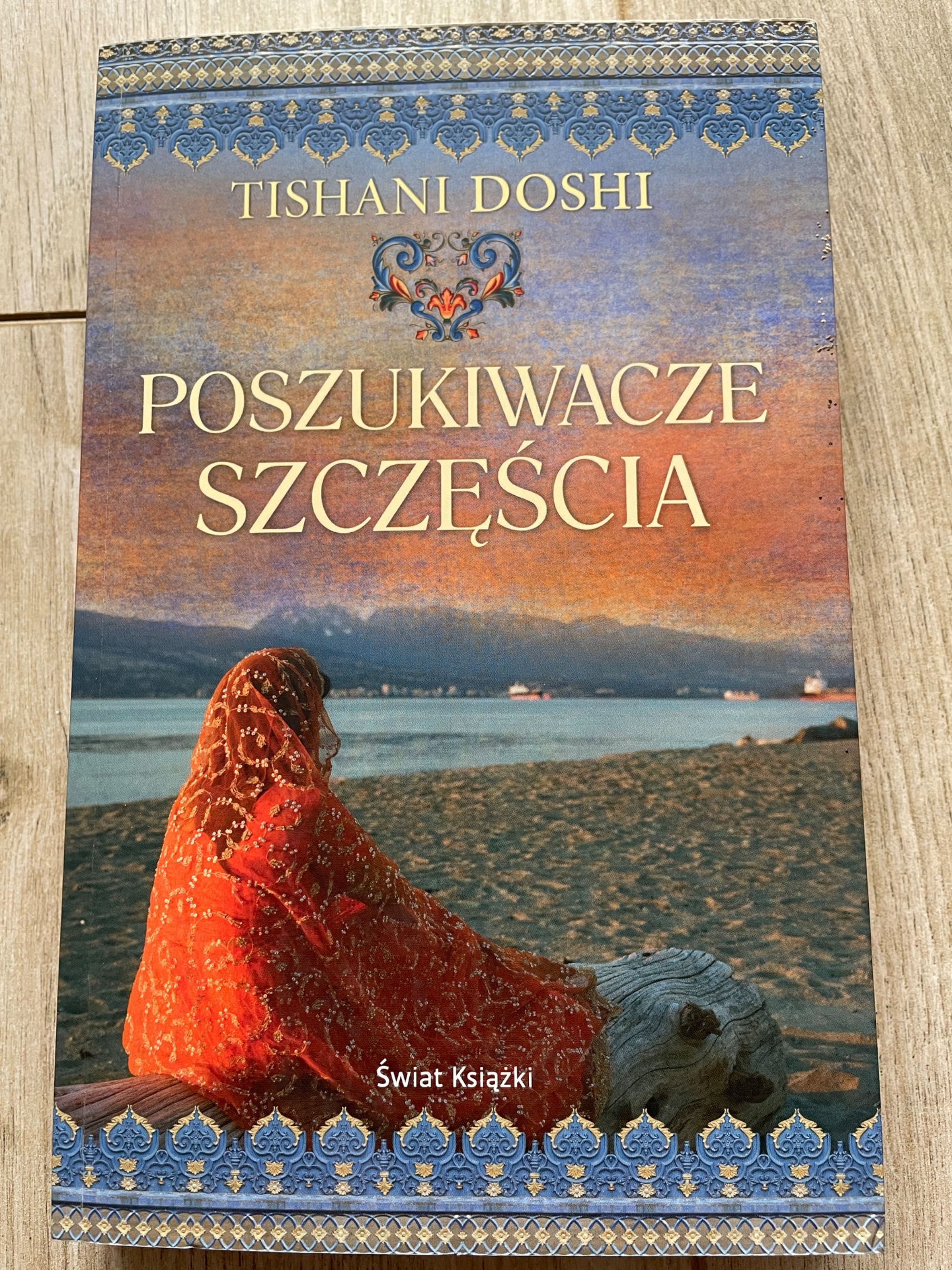 książka: Poszukiwacze szczęścia- Tishani Doshi