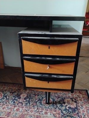 Kredens meblościanka szafa biurko krzeslo zestaw