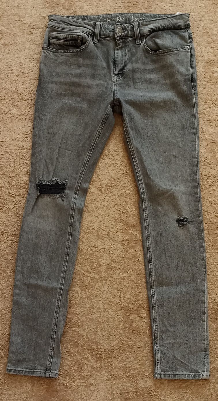 Оригінальні джинси Calvin Klein