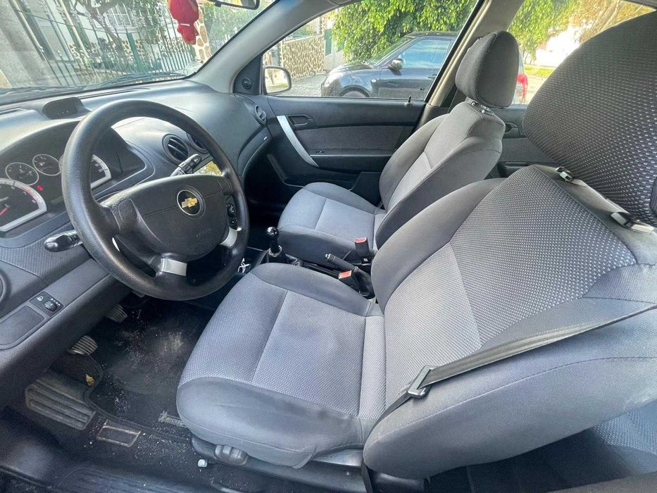 Chevrolet Aveo LS 2010 c/ AC e Ecrã Android/CarPlay - Venda Urgente