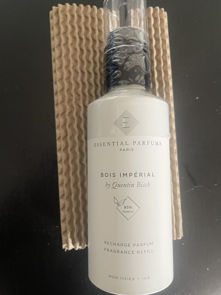 Refill Bois Imperial  Essential Parfums 150 ml