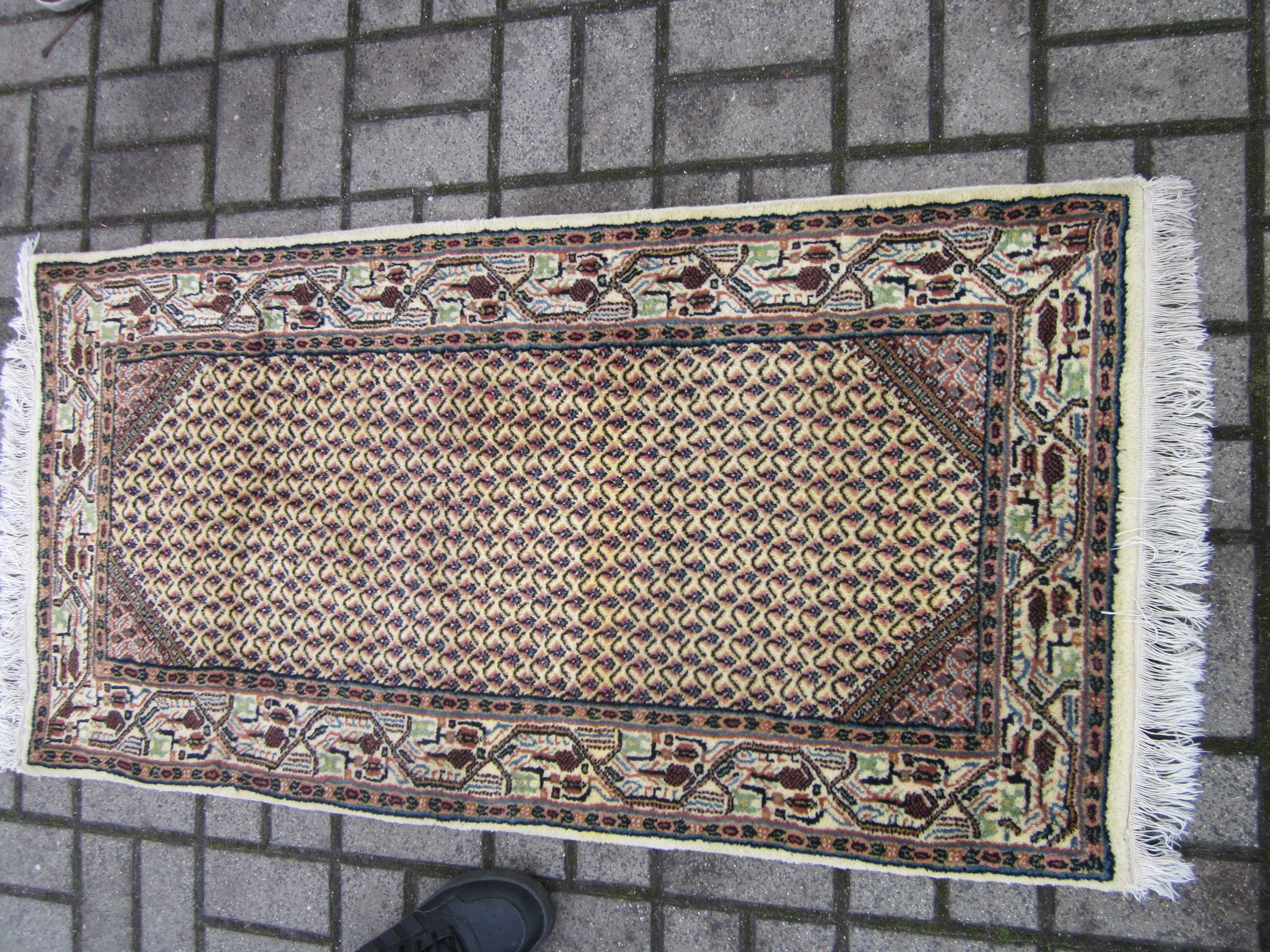 dywan dywanik wełniany ręcznie tkany WYczYSZczONY