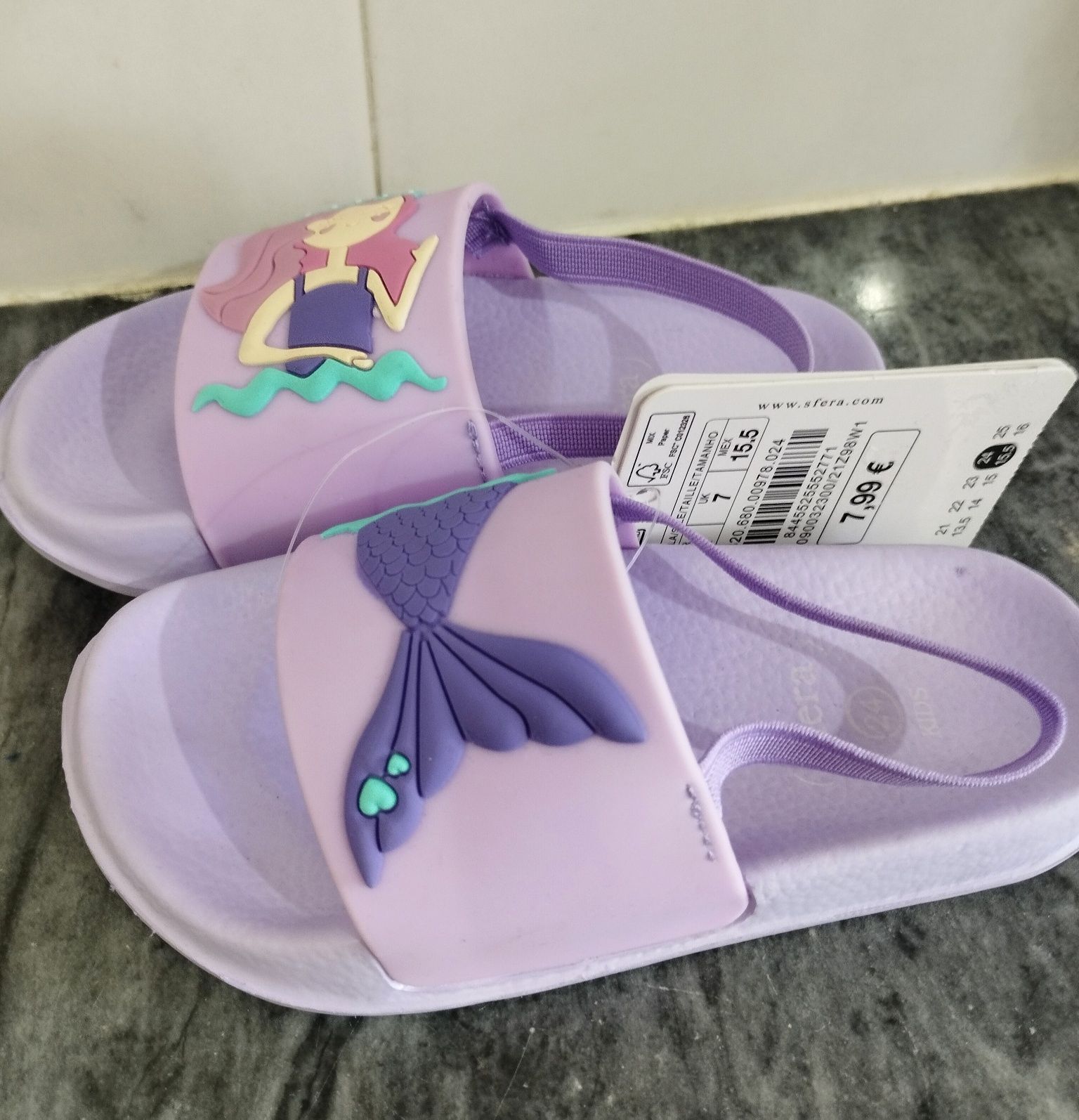 Chinelos Lilás Novos da Sfera