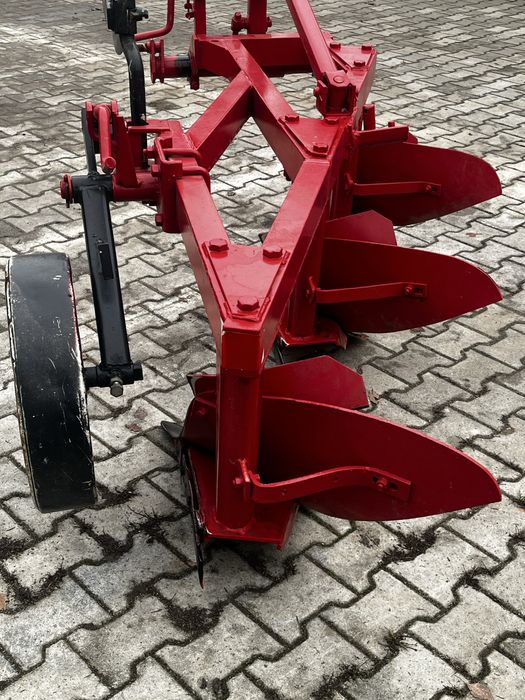 Pług 3 skibowy Grudziądz