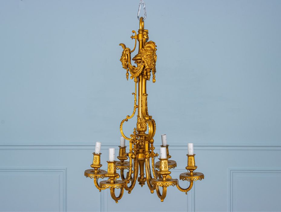 Антикварна люстра в стилі Неоренесанс