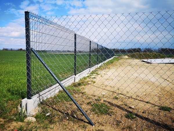 ogrodzenia różne panelowe i z siatki montaż