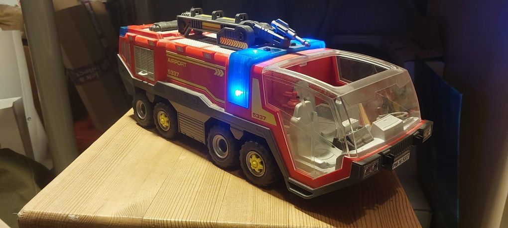 Wóz strażacki playmobil