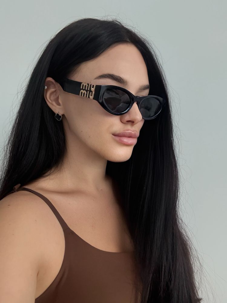 Nowe czarne okulary przeciwsloneczne miu miu