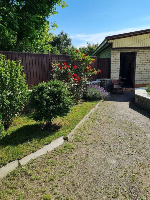 Продам 3-х пов. цегляний БУДИНОК в с. ВІЛЬНІЙ ТЕРЕШКІВЦІ.  137000