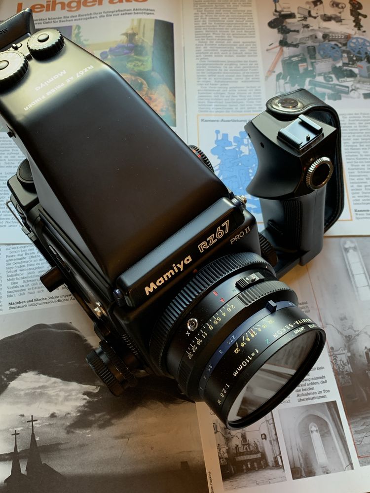 Mamiya RZ67 Pro II з об’єктивом Mamiya-Sekor Z 110mm f/2.8 нова камера