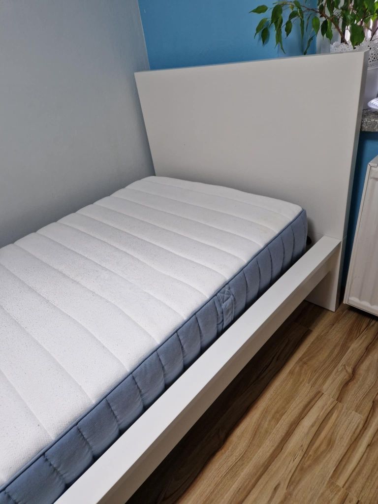 Łóżko ikea malm oraz materac