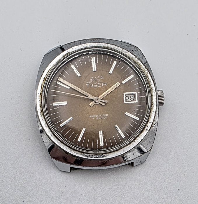 Męski Tiger mechaniczny 17 jewels nakręcany vintage