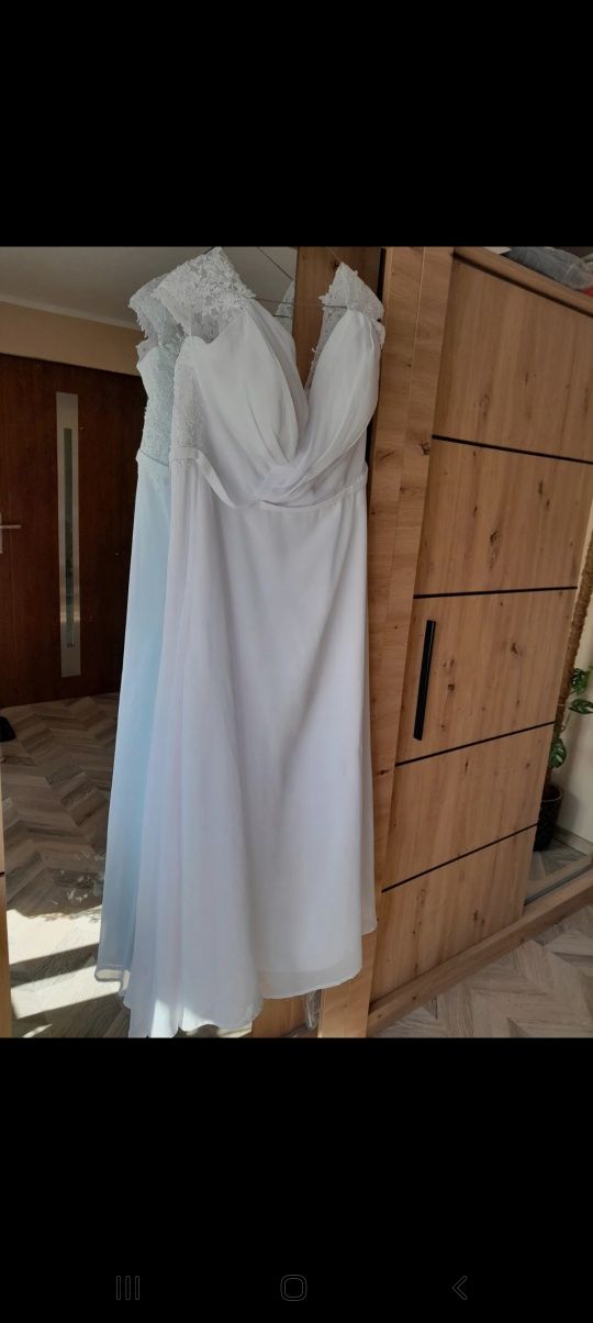 Suknia ślubna gorsetowa