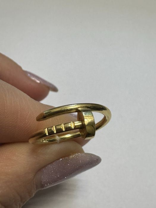 Золотое кольцо cartier