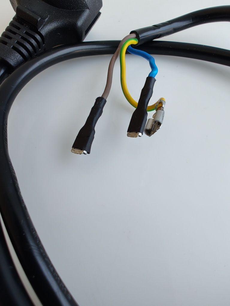 Kabel zasilający