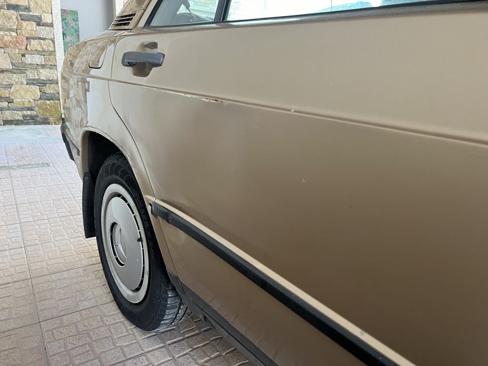 Mercedes Benz 190E 2.0