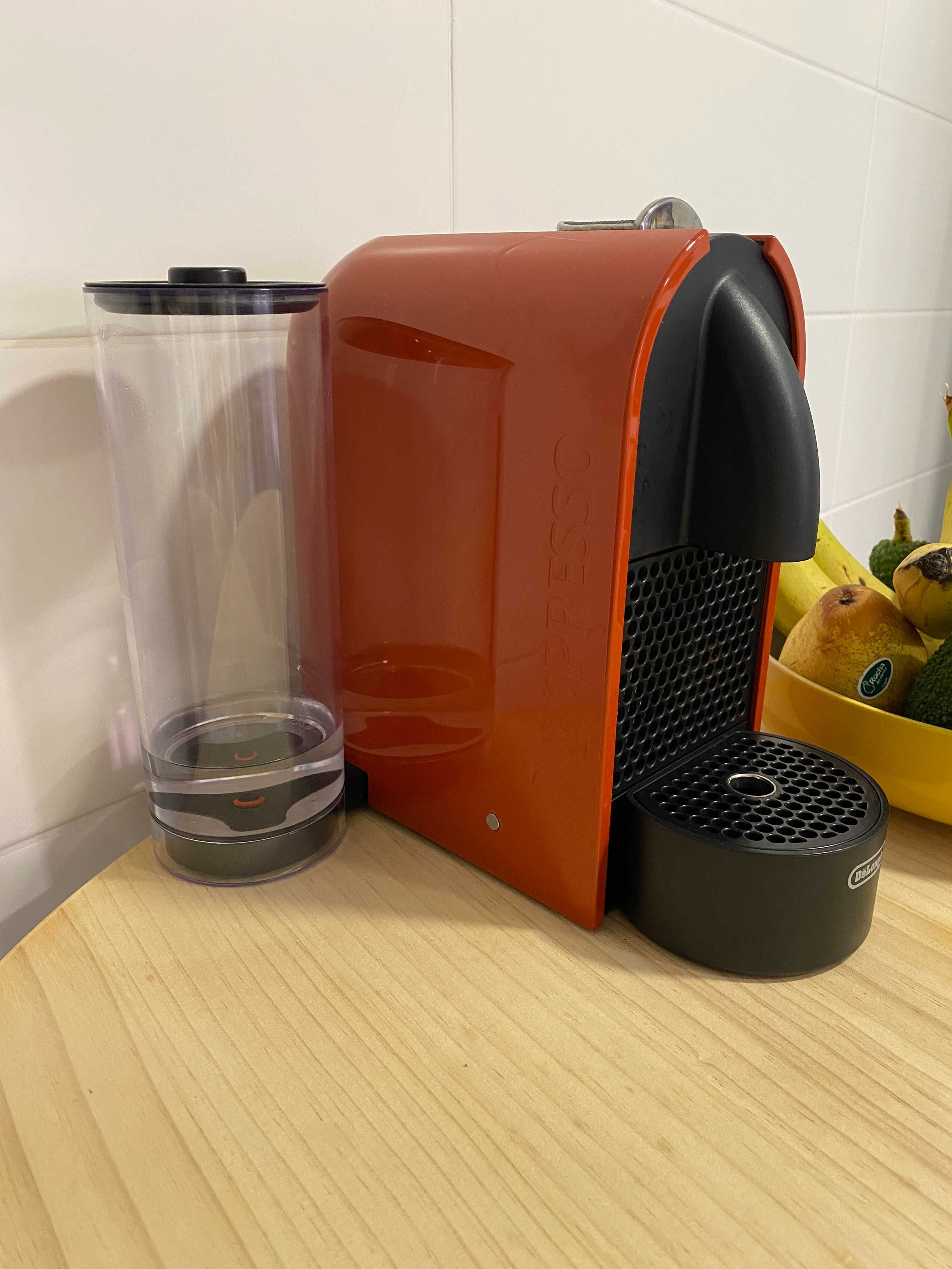 Máquina de Café Nespresso U D50