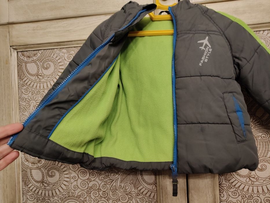 Зимова куртка 92р