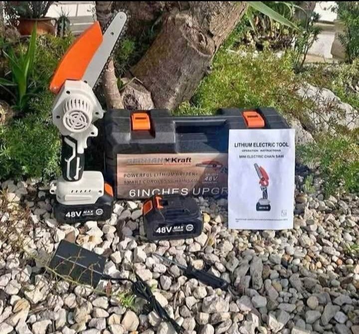 Motoserra da poda eletrica Nova e selada