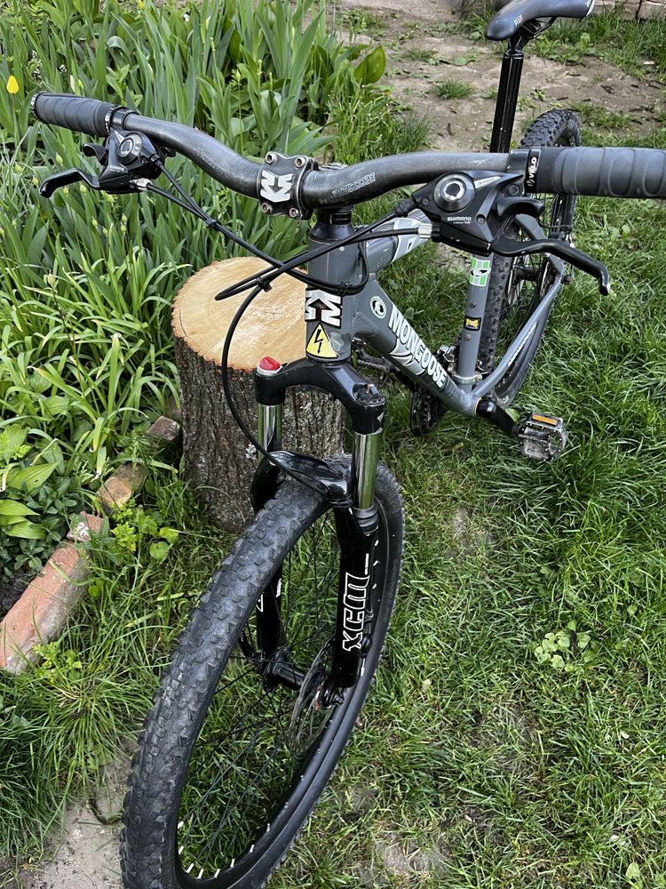 Велосипед Mongoose