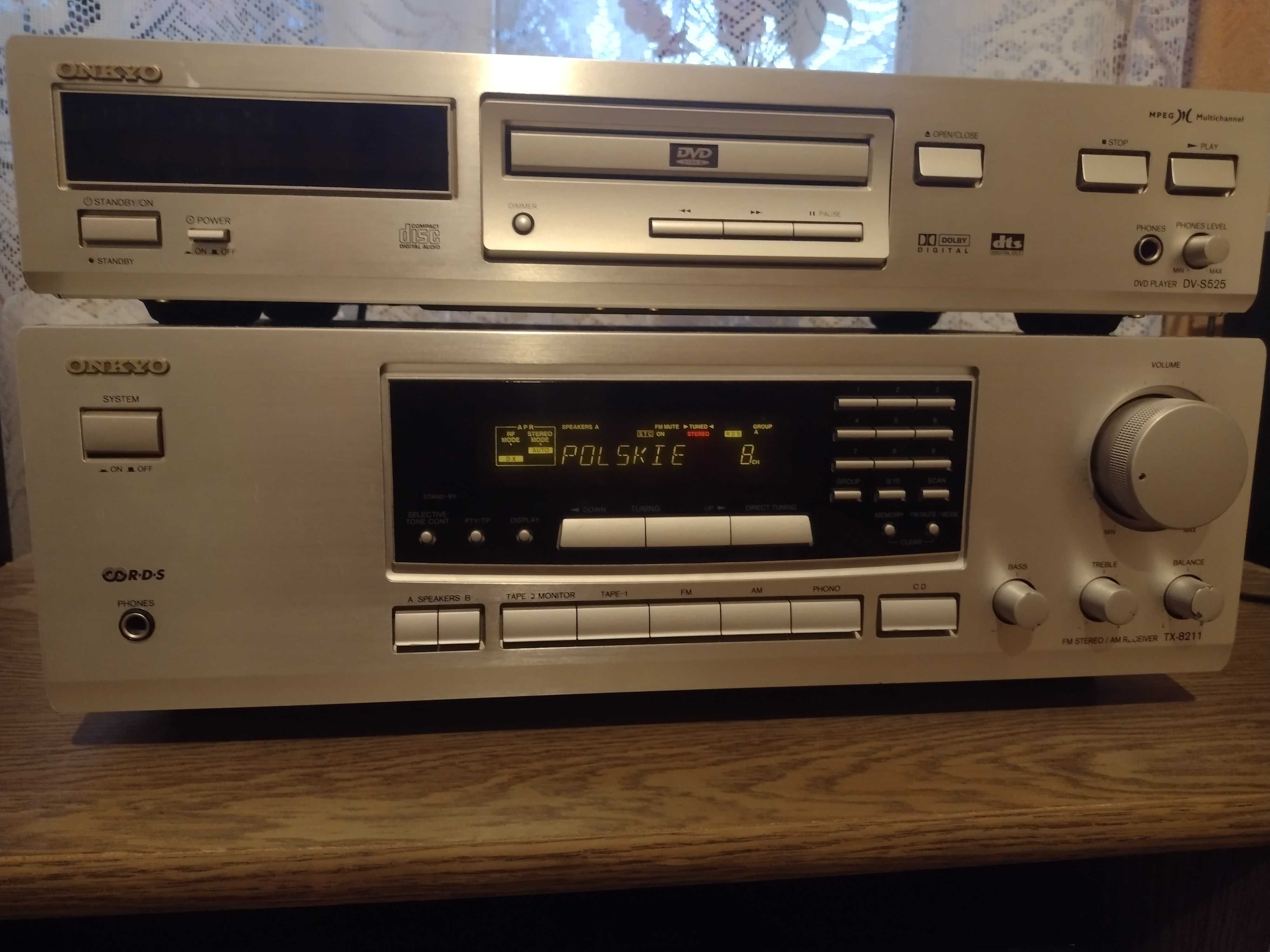 Amplituner ONKYO TX-8211