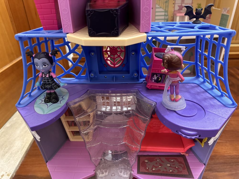 Castelo da Vampirina como novo