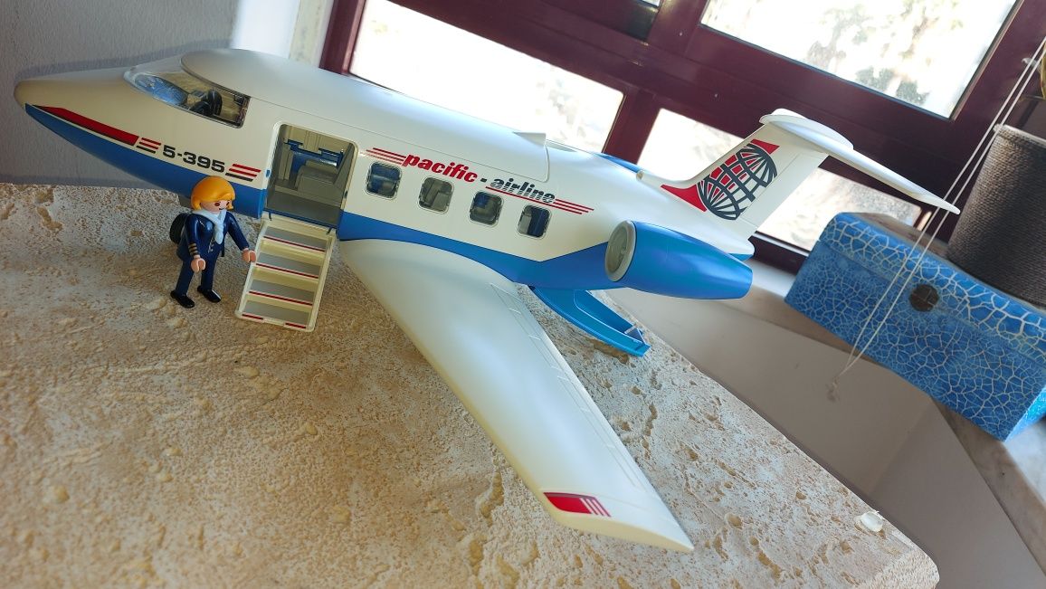 Avião passageiros playmobil