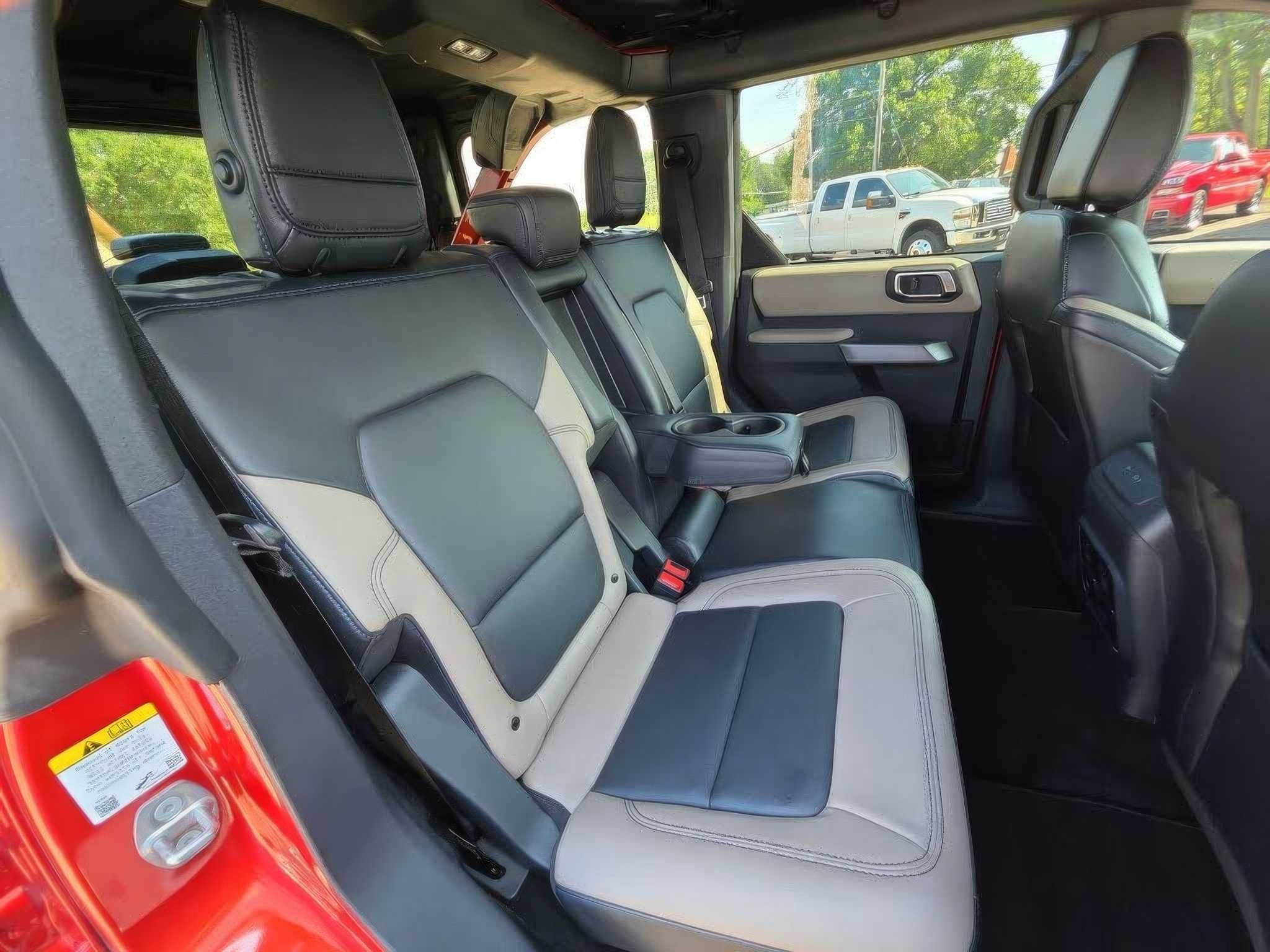2022 Ford Bronco Wildtrak Advanced 4-Door 4WD