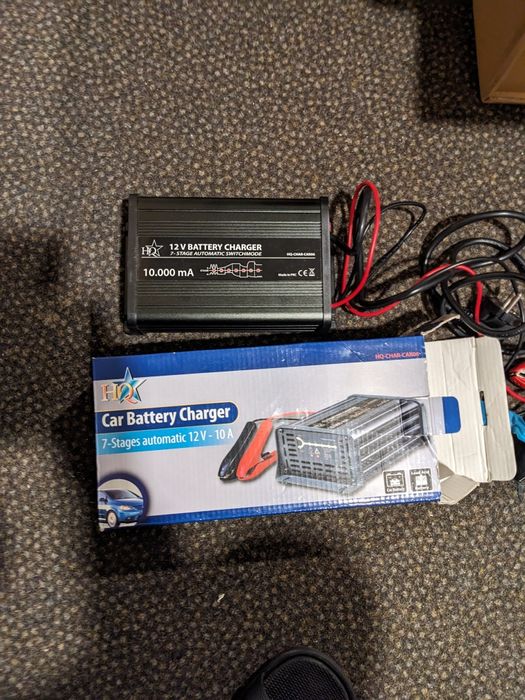 Зарядное авто для аккумулятора  12V /10А