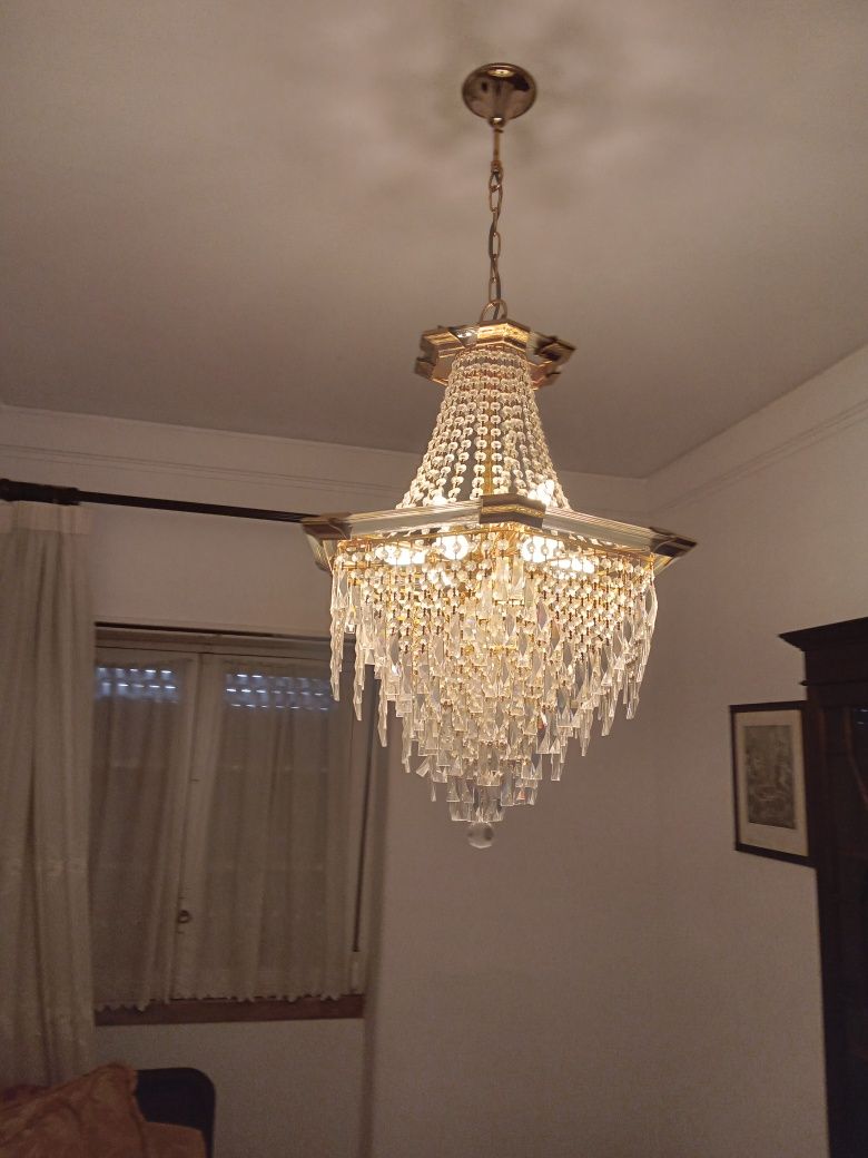 Lustre em cristal