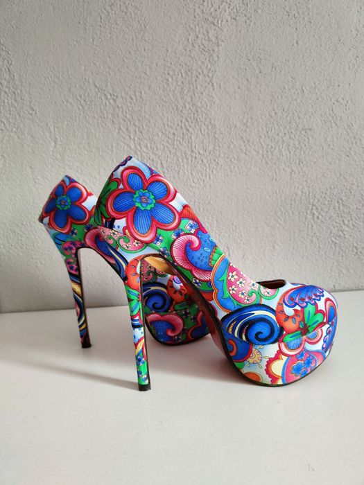 Szpilki nowe wysoki obcas kolorowe Hit