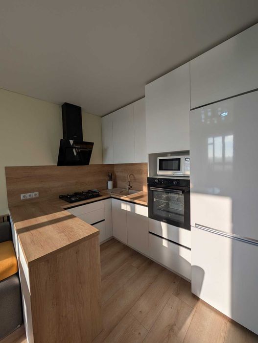 Стильна 2к квартира з дизайнерським ремонтом Озерна 
ID: 40579