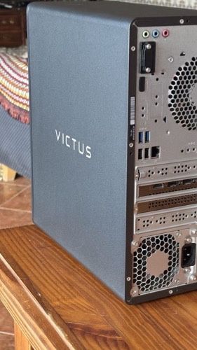 PC Gaming HP Victus TG02-0090NP + AOC 24G4X