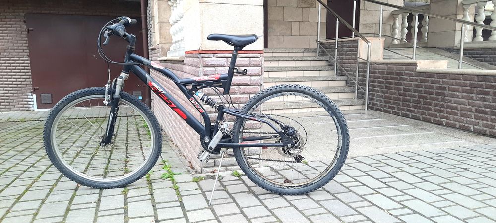 Велосипед спортивний гірський