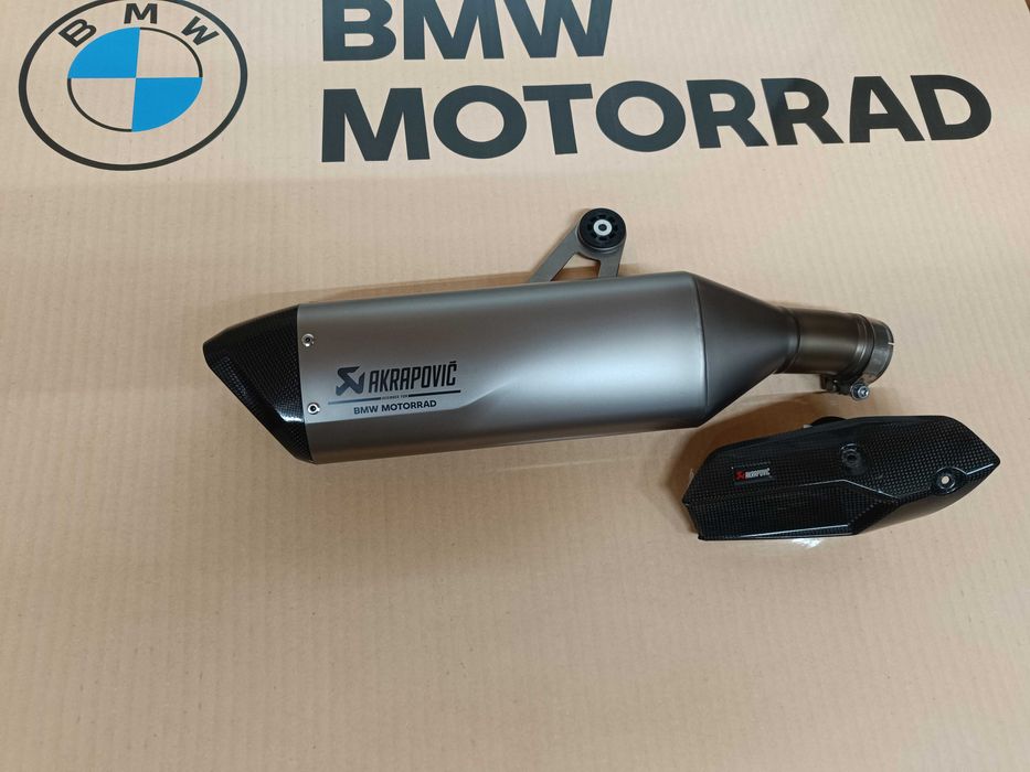 Ponteira Akrapovic BMW S1000XR K69 - NOVA com proteção
