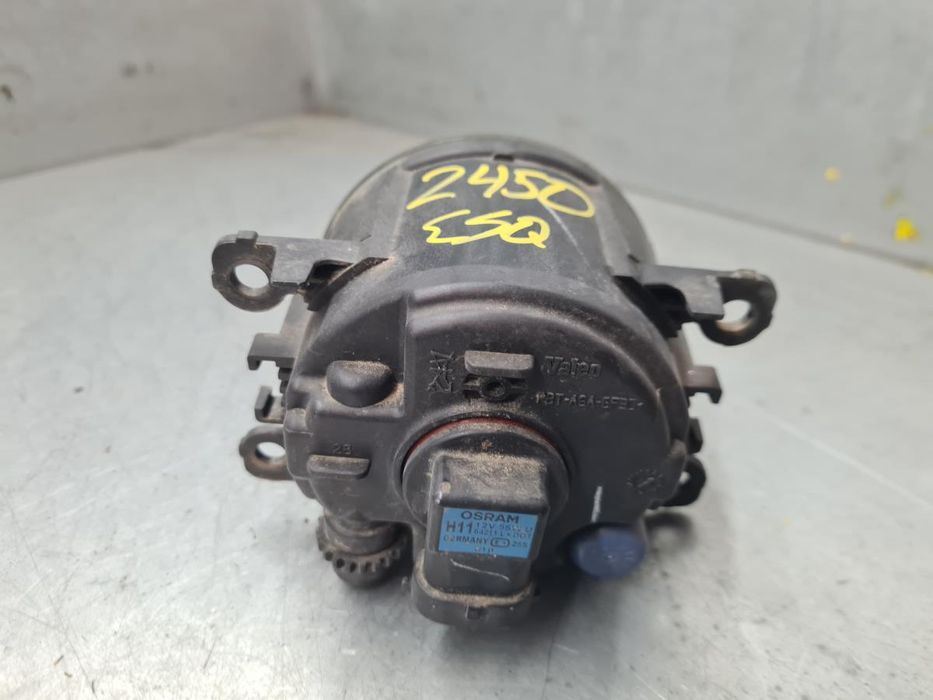 Farol nevoeiro frente esquerdo FORD Focus III