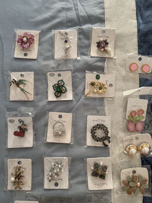 Broches lindos 5€ cada