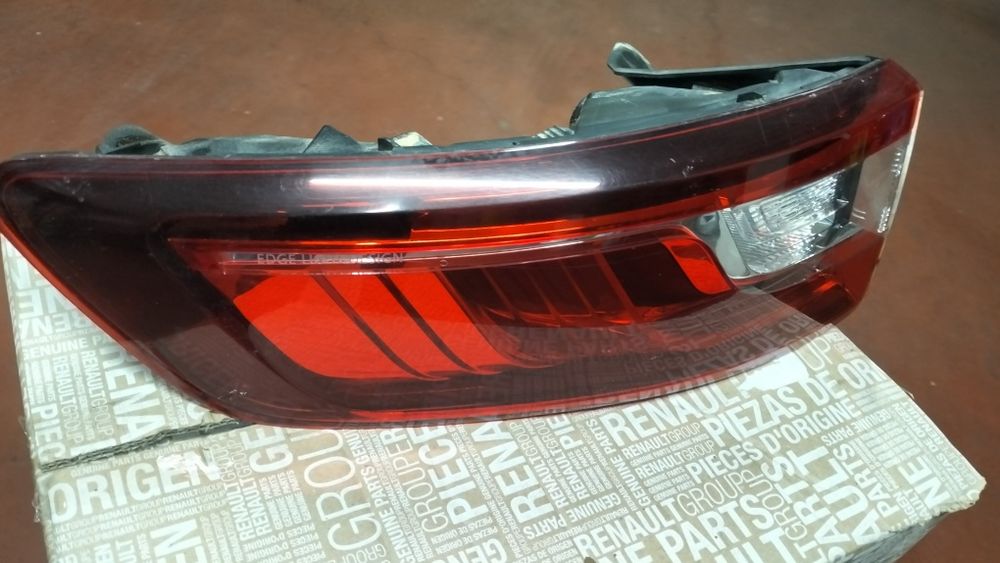 Farolim trás Esq Megane 4