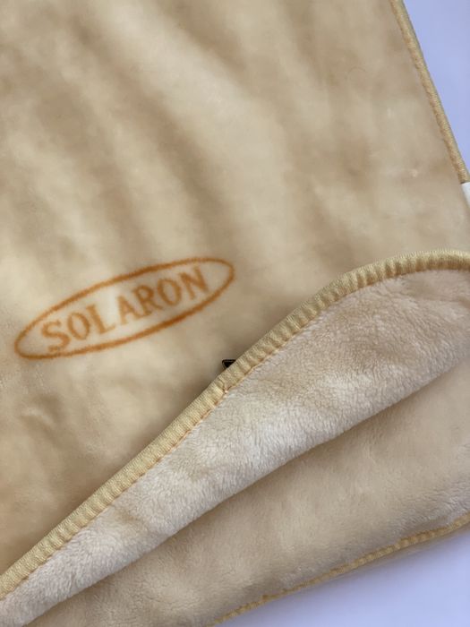 Плед полуторный акриловый однотон персиковый  (solaron)