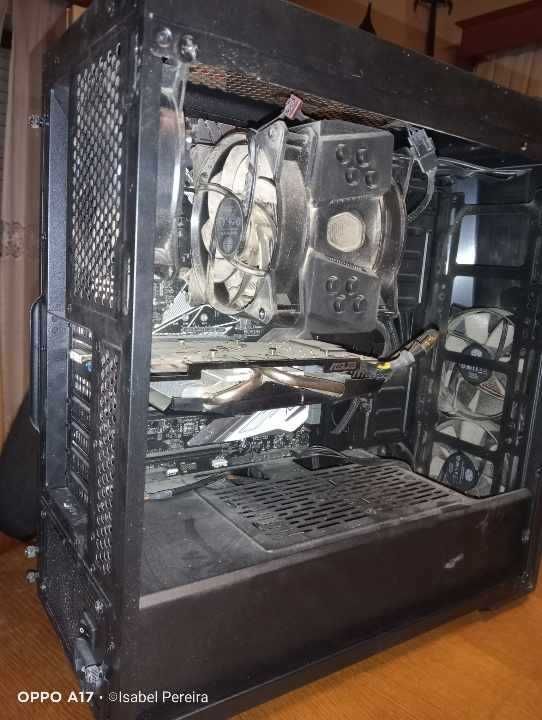 Vendo pc gamer completo como novo motivo de venda faço pouco uso dele